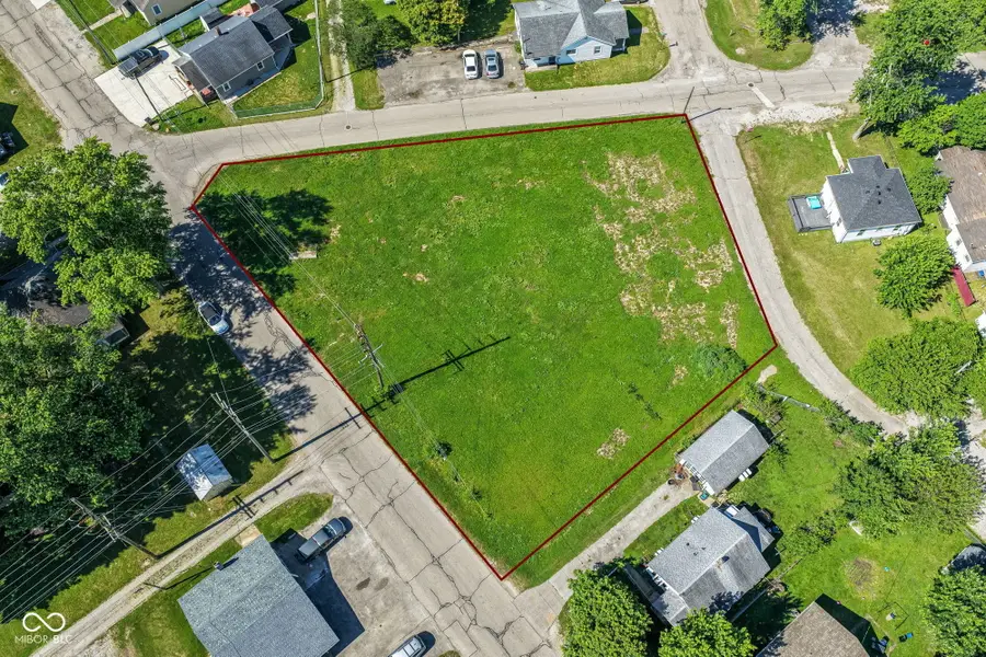 102 Oak Street, Columbus, IN 47201 - #3