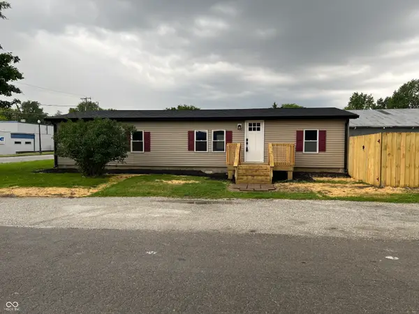 2428 S J Street, Elwood, IN 46036