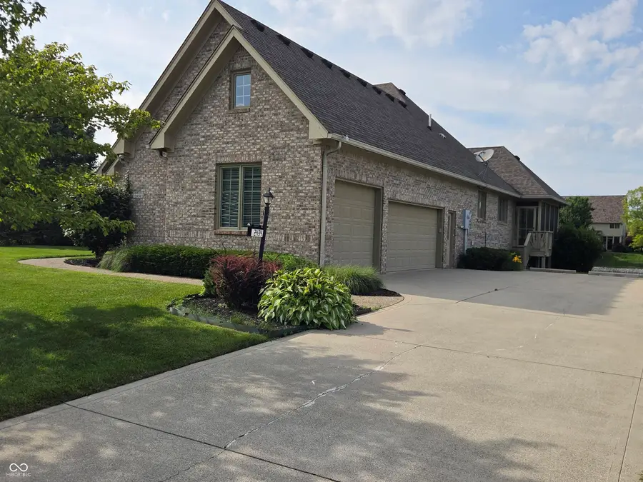 2434 Winfield, Carmel, IN 46032 - #2