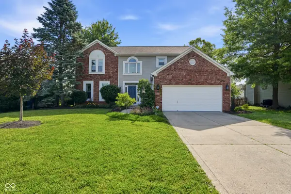 10827 Lexington, Carmel, IN 46280
