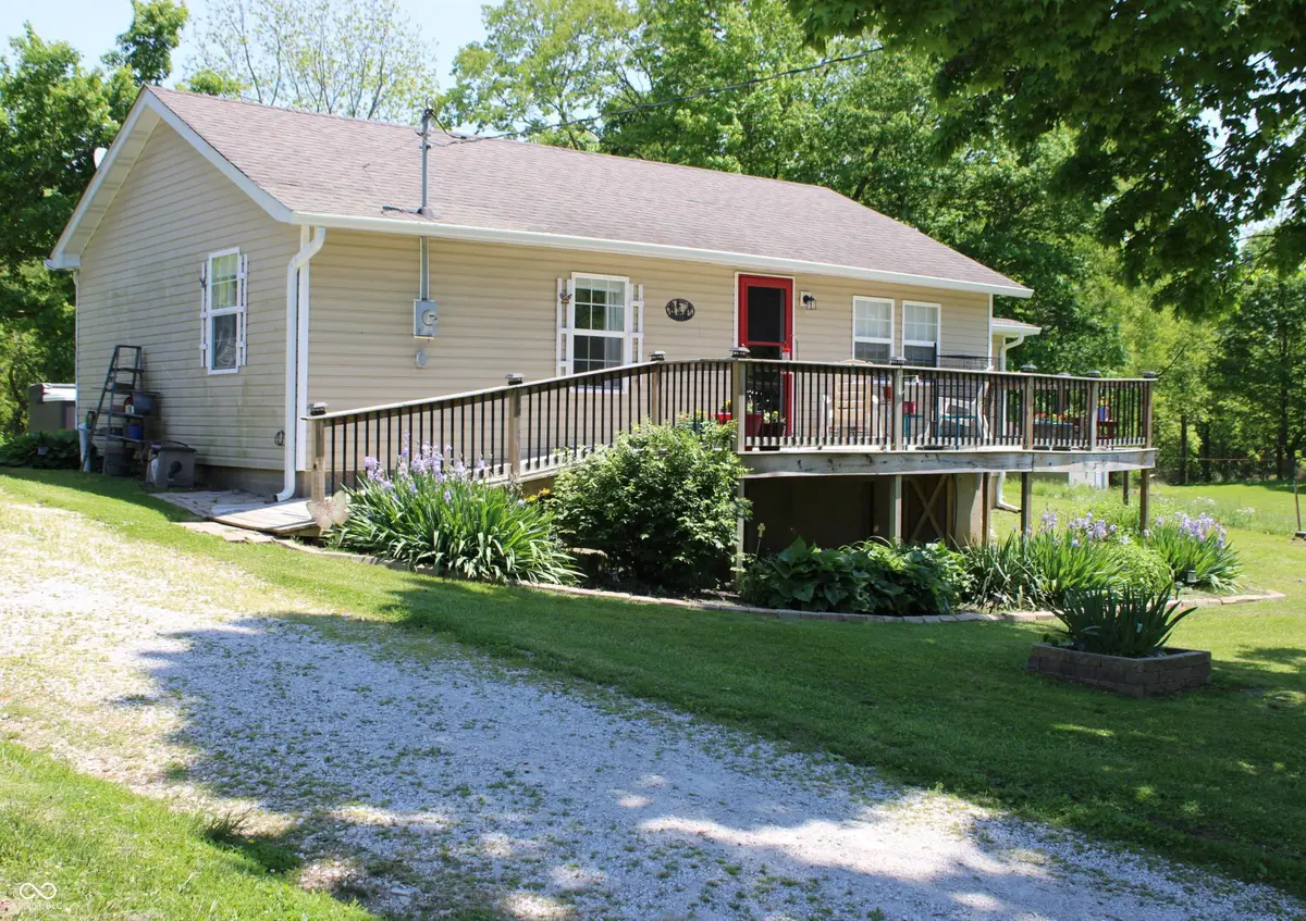 13517 N County Road 275 W, Roachdale, IN 46172 - #1