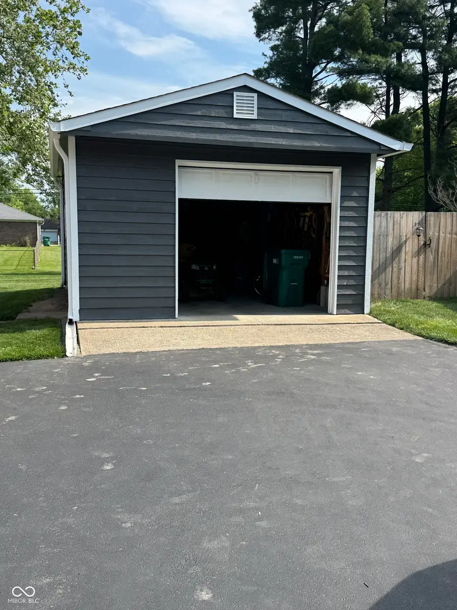 6826 Karyn Drive, Avon, IN 46123 - #2