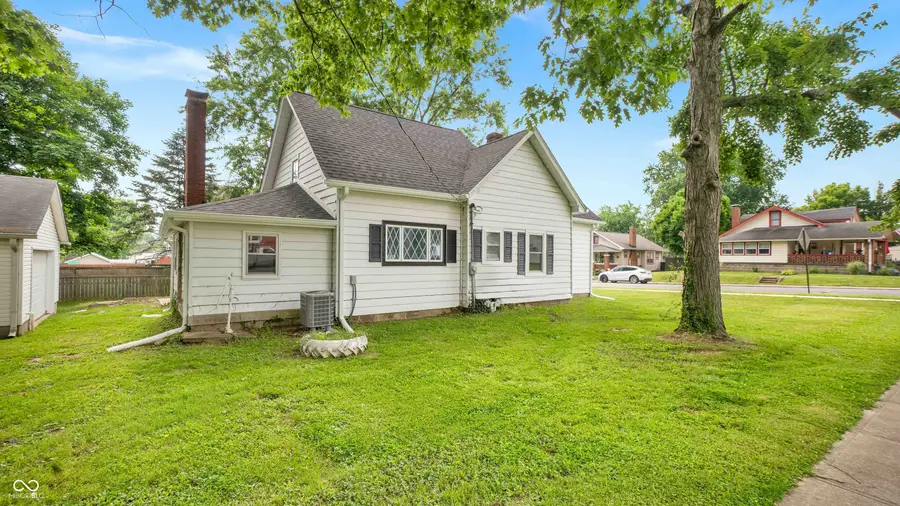 108 E Washington, Mooresville, IN 46158 - #3