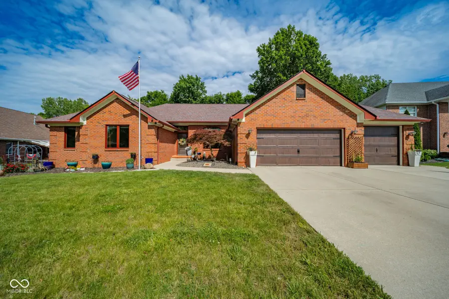 10 Stratford Way, Danville, IN 46122 - #2