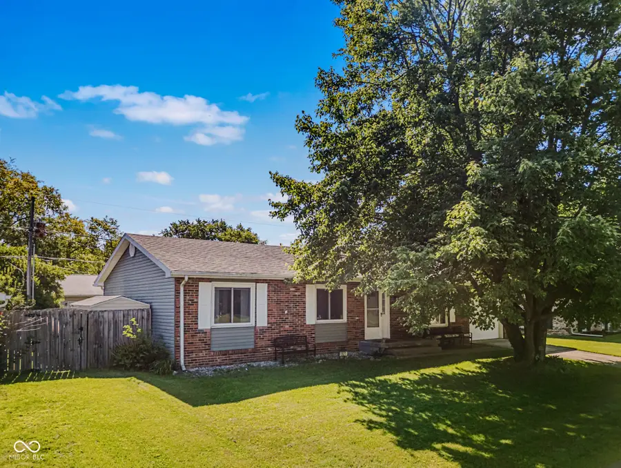 1921 Lockerbie Drive, Columbus, IN 47203 - #3