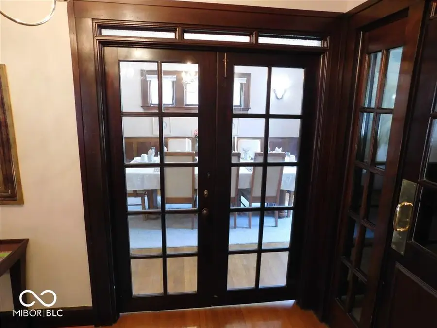 909 E 38th Street, Indianapolis, IN 46205 - #2