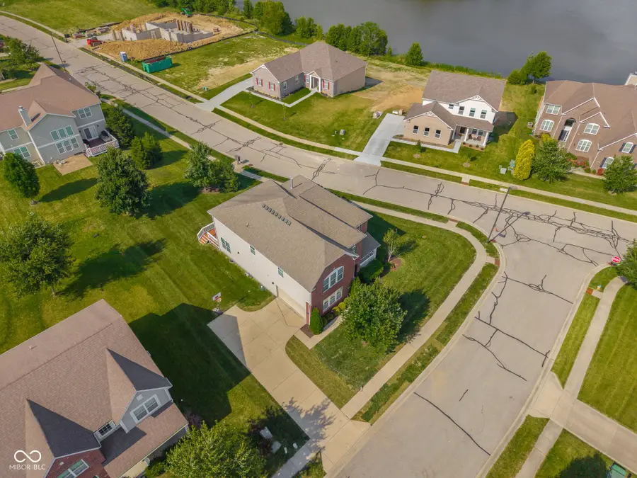 6972 Pinnacle Drive, Columbus, IN 47201 - #3