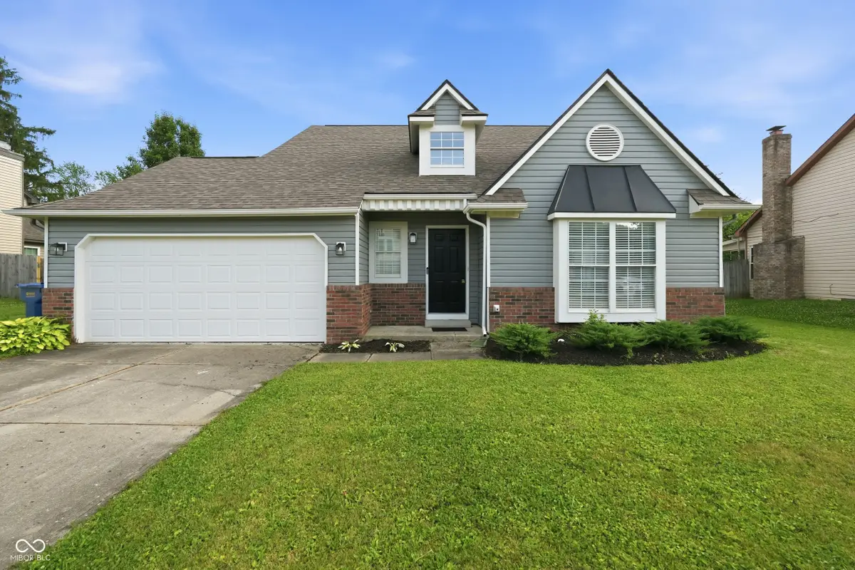 11127 Bayridge Circle W, Indianapolis, IN 46236 - #1