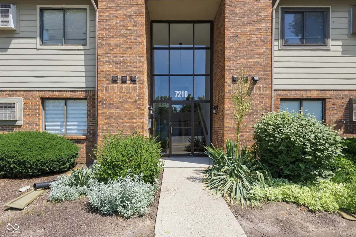 7210 Village Parkway Drive #6, Indianapolis, IN 46254 - #1