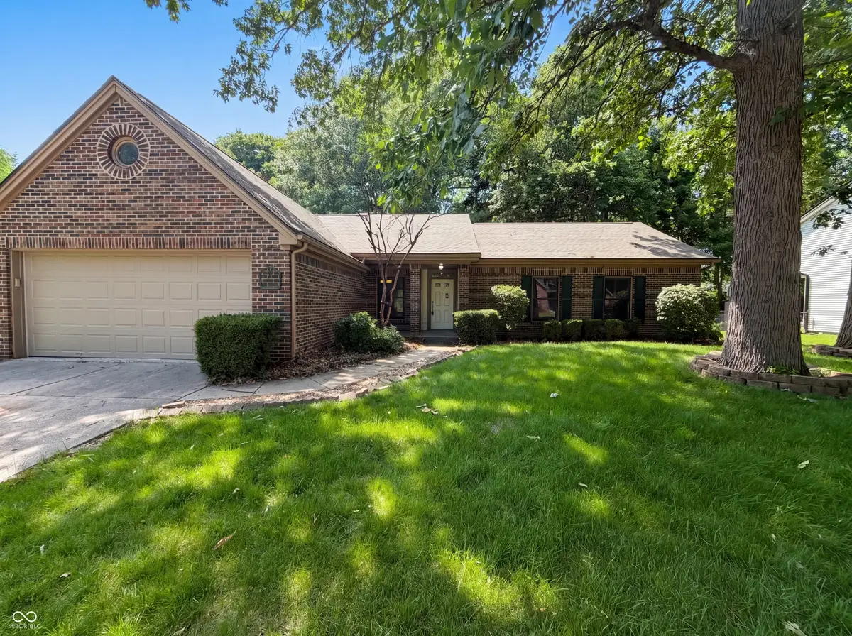 4202 Sunshine Avenue, Indianapolis, IN 46228 - #1