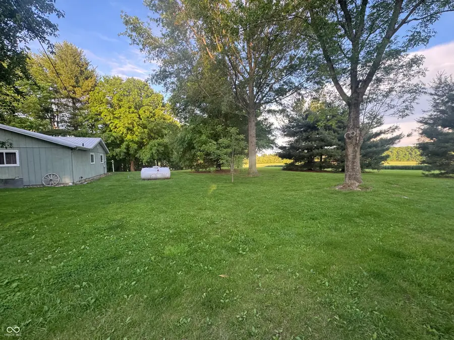 2049 E 400 S, Crawfordsville, IN 47933 - #2