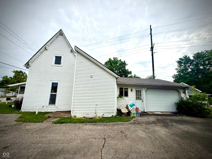 7 N Main Street, Whitestown, IN 46075 - #3