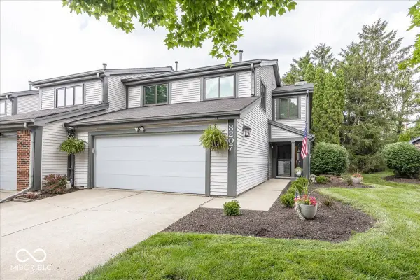 8207 Shorewalk Drive, Indianapolis, IN 46236