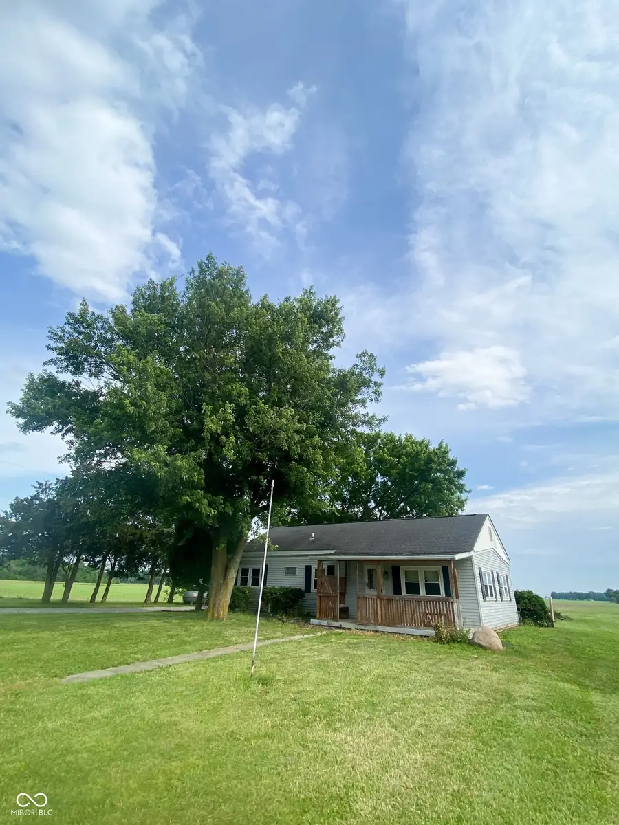 8321 N County Road 75 E, Lizton, IN 46149 - #2