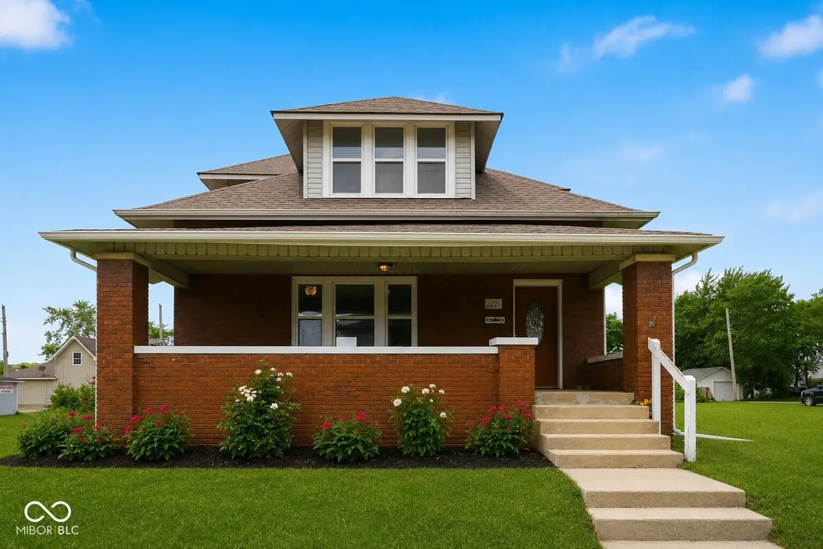 2221 Central Avenue, Anderson, IN 46016 - #1