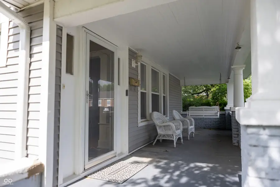 807 W Pike Street, Crawfordsville, IN 47933 - #2