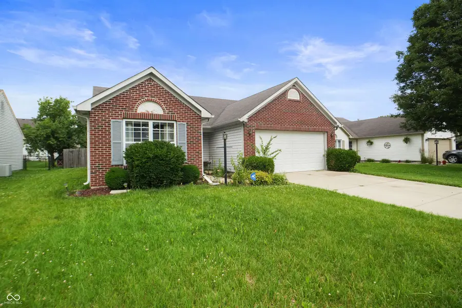 5850 Woodcote Drive, Indianapolis, IN 46221 - #2