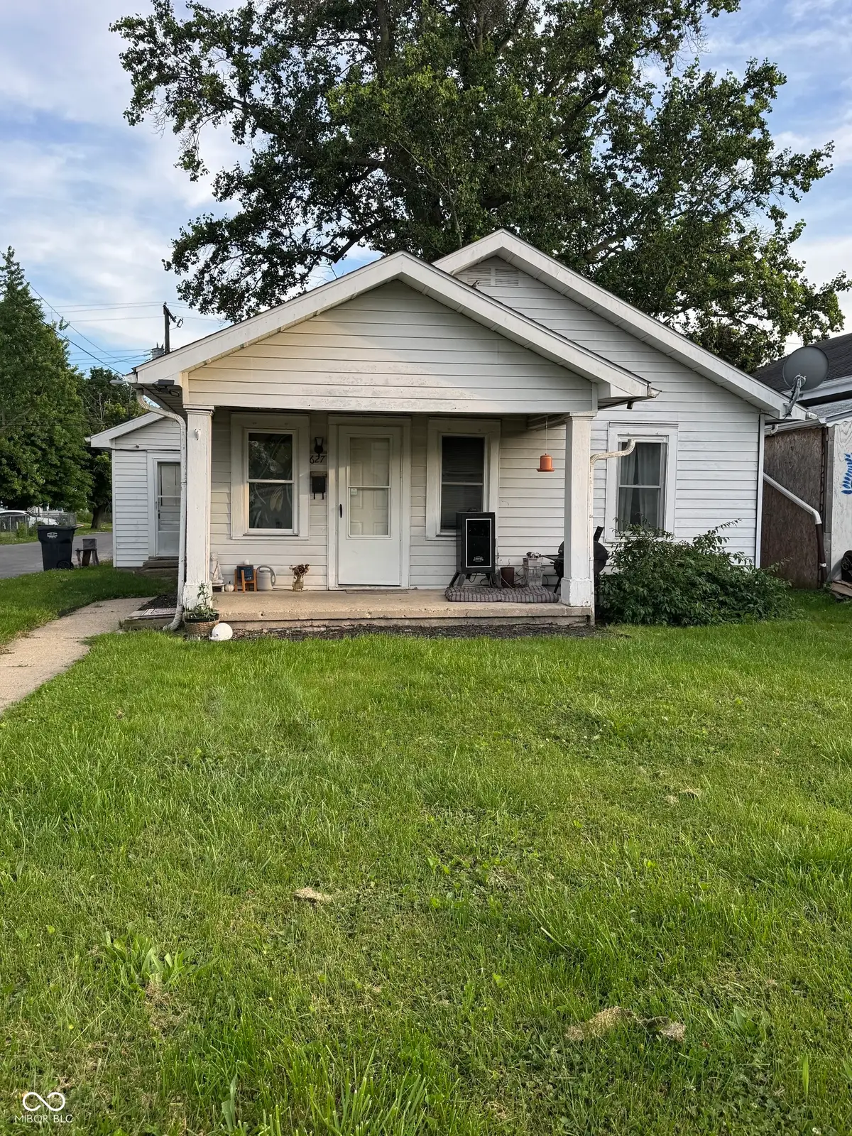 627 E 31st Street, Anderson, IN 46016 - #1