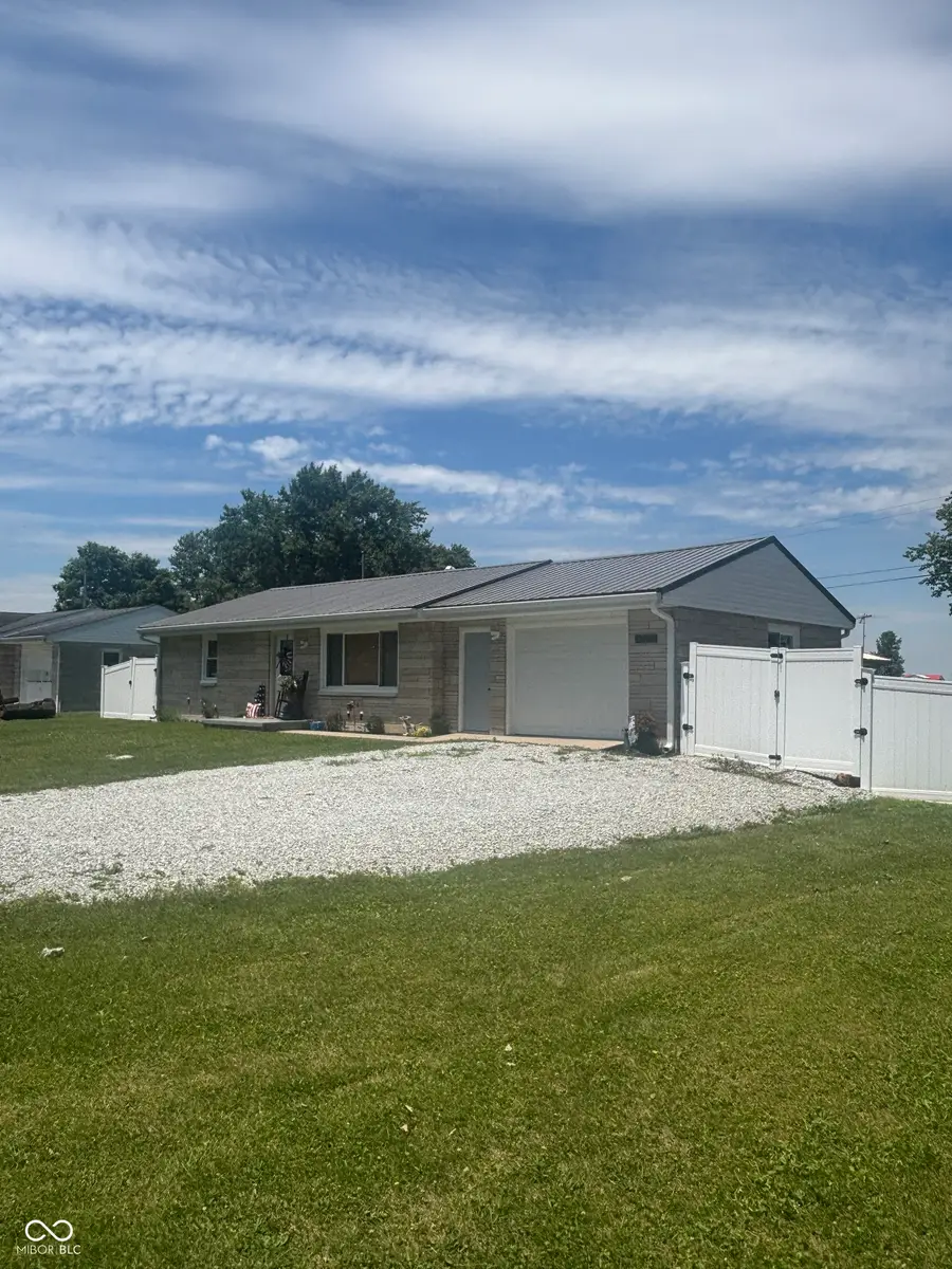606 E Gatewood Drive, Westport, IN 47283 - #3