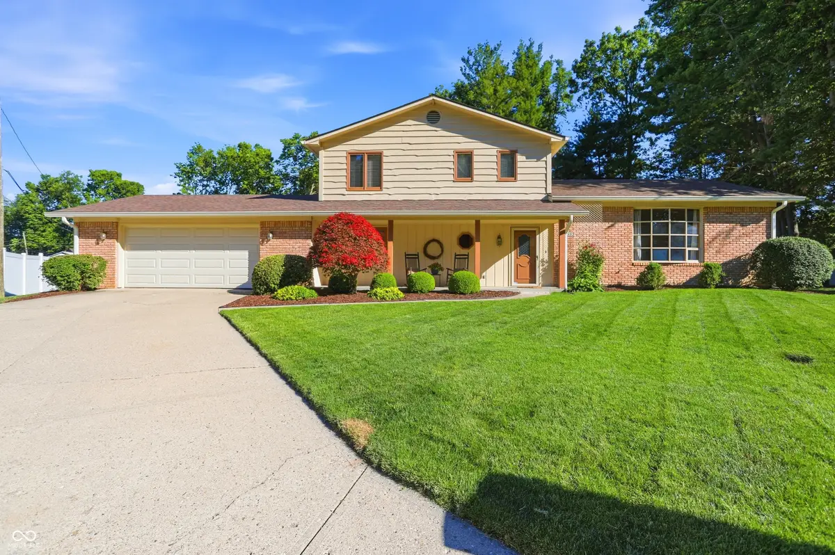 825 Queenswood Court, Indianapolis, IN 46217 - #1