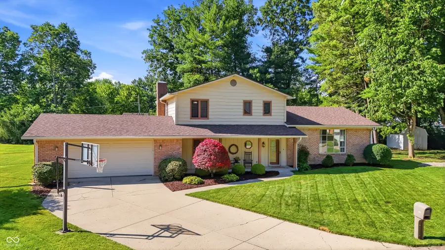 825 Queenswood Court, Indianapolis, IN 46217 - #2