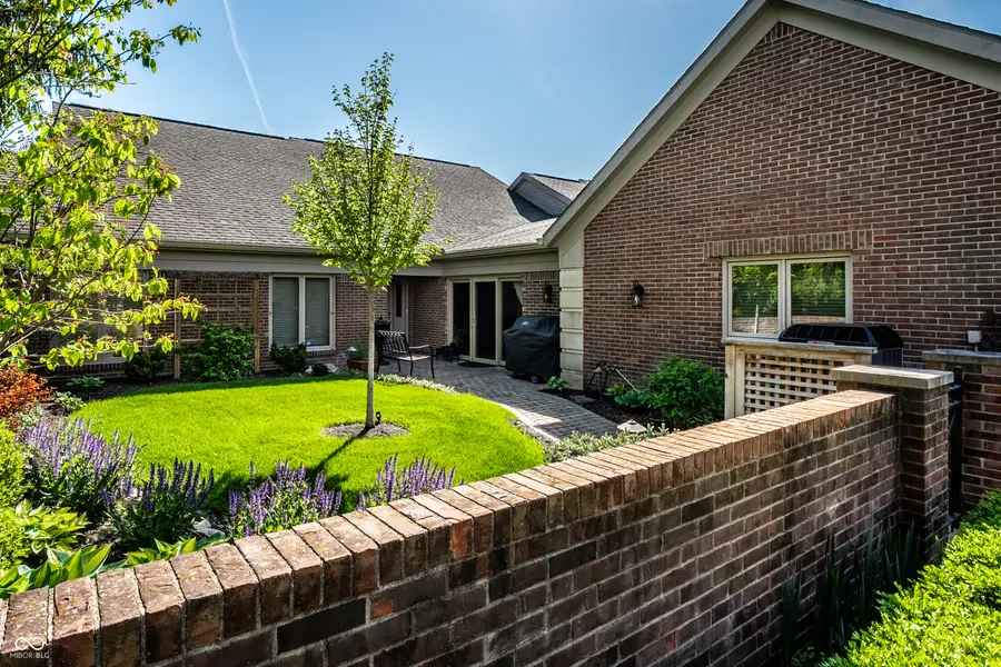 220 Olde Mill Cove, Indianapolis, IN 46260 - #3
