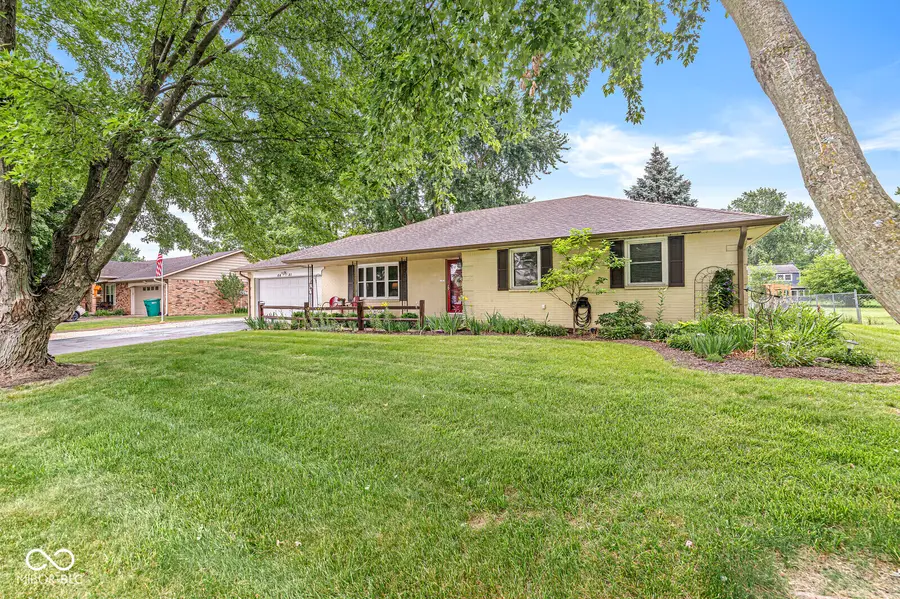 6481 Walnut, Brownsburg, IN 46112 - #2