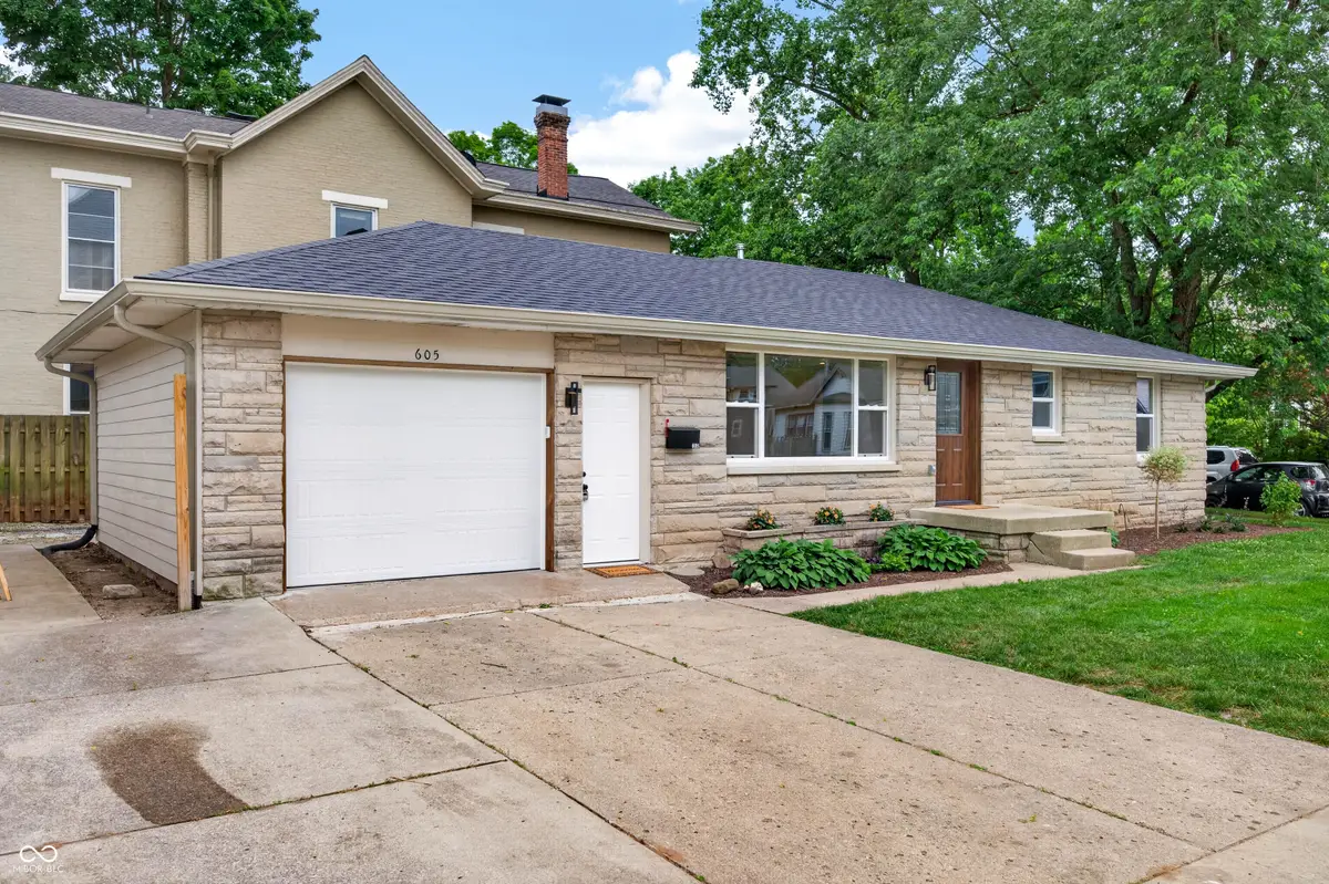 605 8th, Columbus, IN 47201 - #1