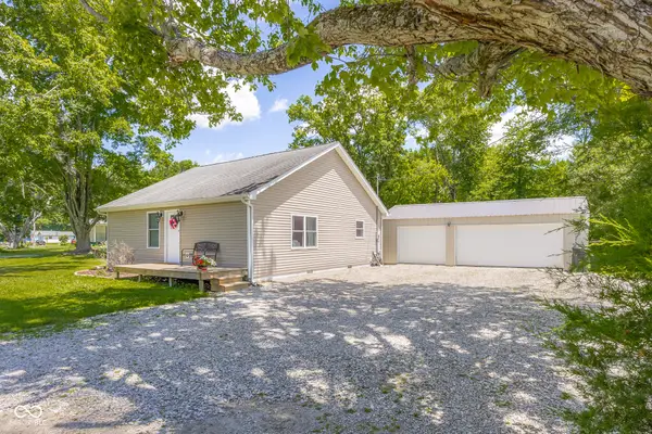 8951 S State Road 58, Columbus, IN 47201