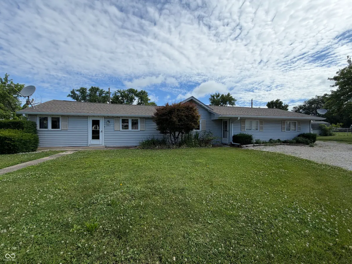 303 E Pat Rady Way, Bainbridge, IN 46105 - #1