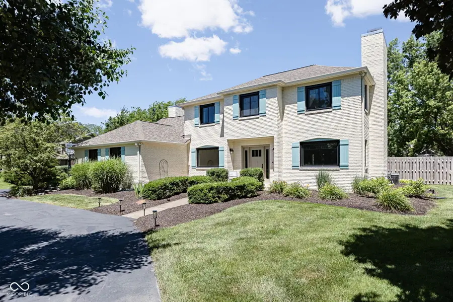 11499 Valley Meadow Drive, Zionsville, IN 46077 - #2