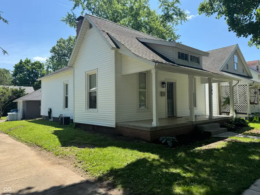 206 6th Street, Covington, IN 47932 - #2