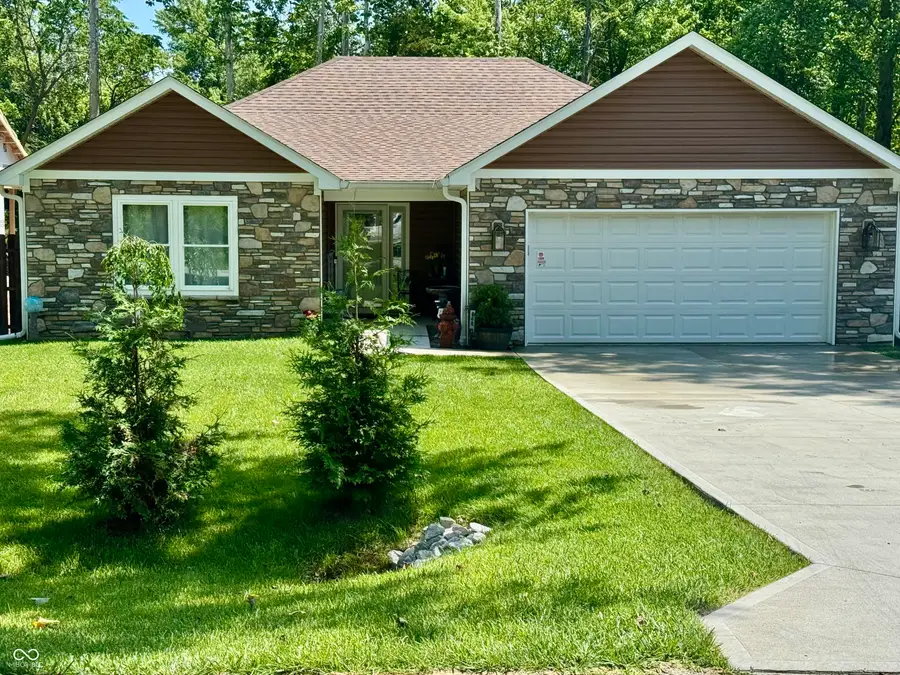 640 Mill Springs, Coatesville, IN 46121 - #2
