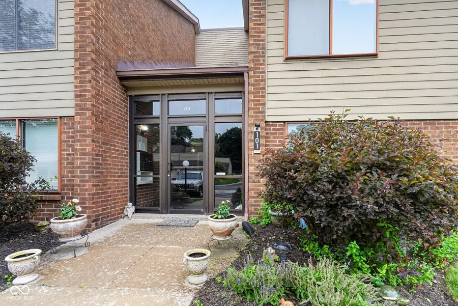 101 Knoll Court #A, Noblesville, IN 46062 - #2