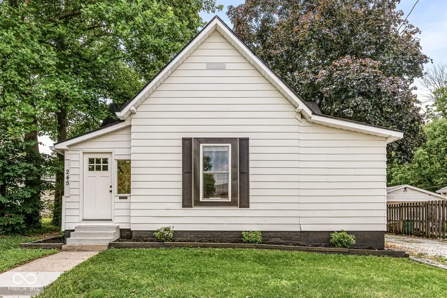 245 W Main Street, Mooresville, IN 46158 - #2
