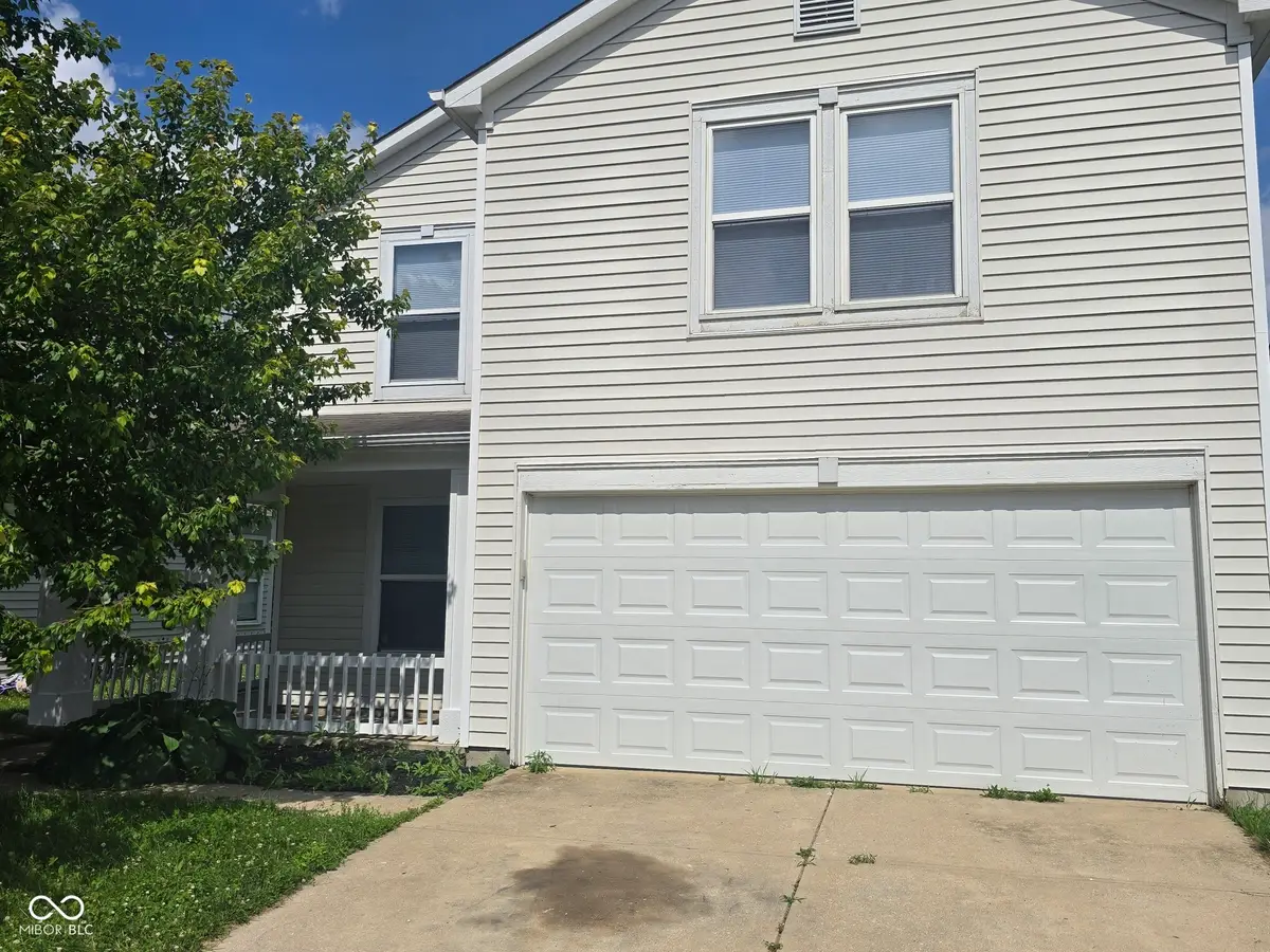 916 Belvedere Drive, Shelbyville, IN 46176 - #1