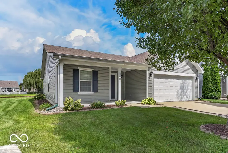 910 Stonehurst Drive, Franklin, IN 46131 - #2
