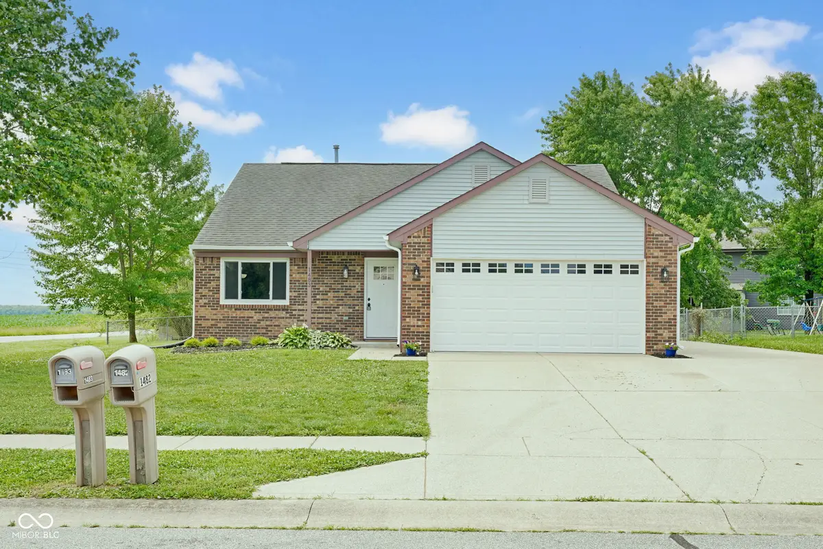 1483 Bridle Way, Columbus, IN 47201 - #1