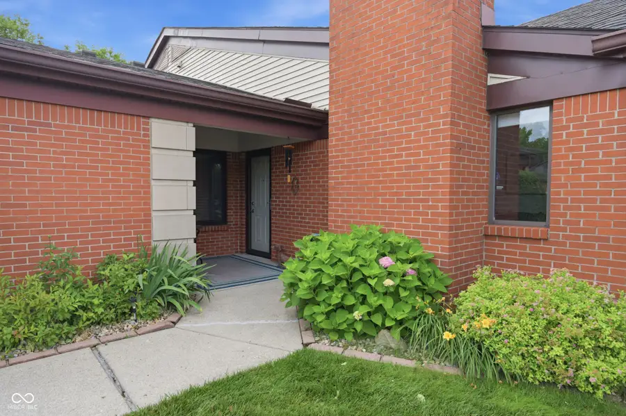 9278 Oak Run East Drive, Indianapolis, IN 46260 - #3