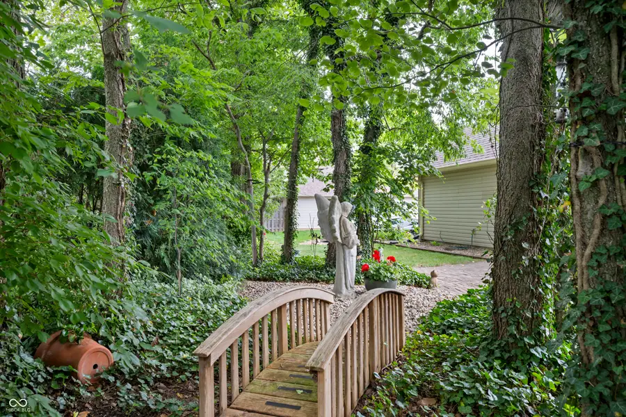 823 Jordan Drive, Greenwood, IN 46143 - #3
