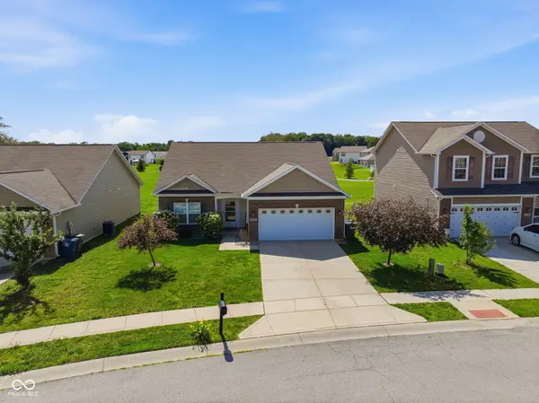 6124 Emerald Commons Drive, Indianapolis, IN 46221