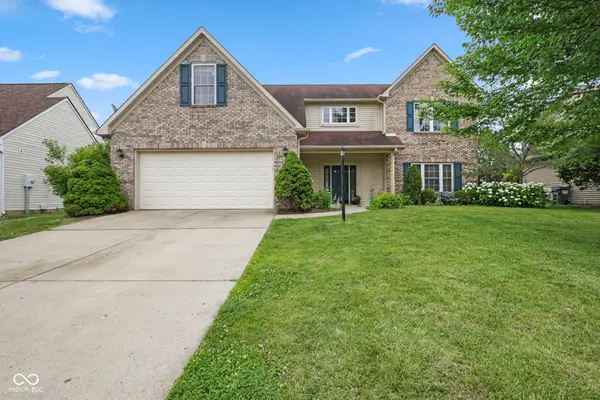 1107 Sugar Maple, Greenwood, IN 46143