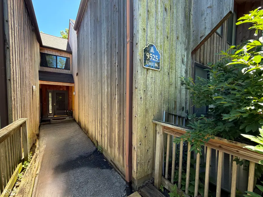 9525 S Pointe Lasalles Drive S, Bloomington, IN 47401 - #2