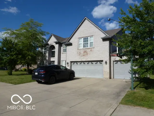 9849 N Anchor Bend, McCordsville, IN 46055 - #1