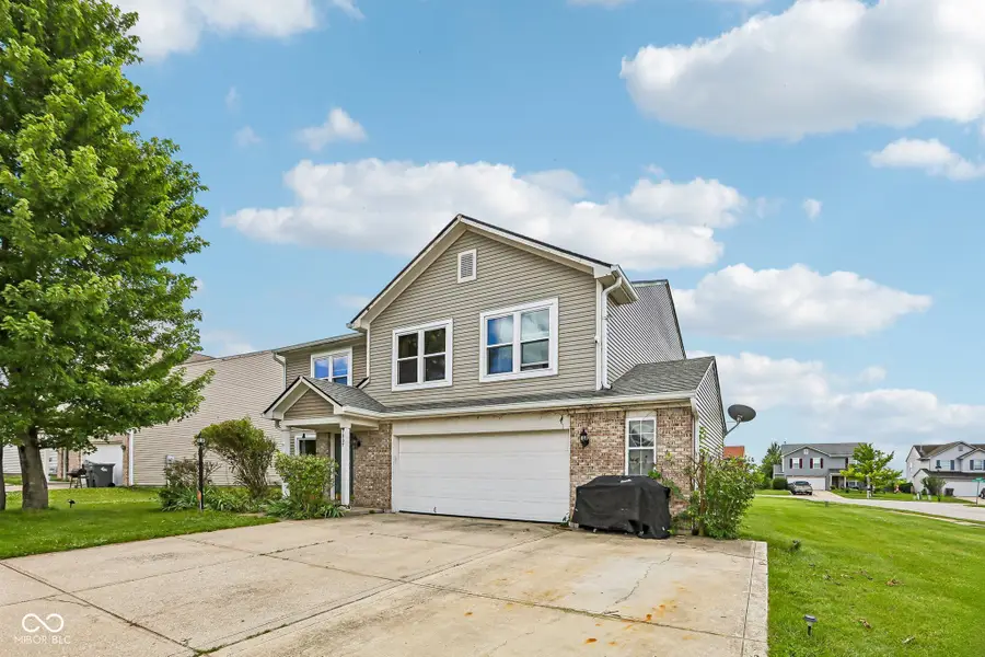 7807 Fox Glen Drive, Indianapolis, IN 46239 - #2