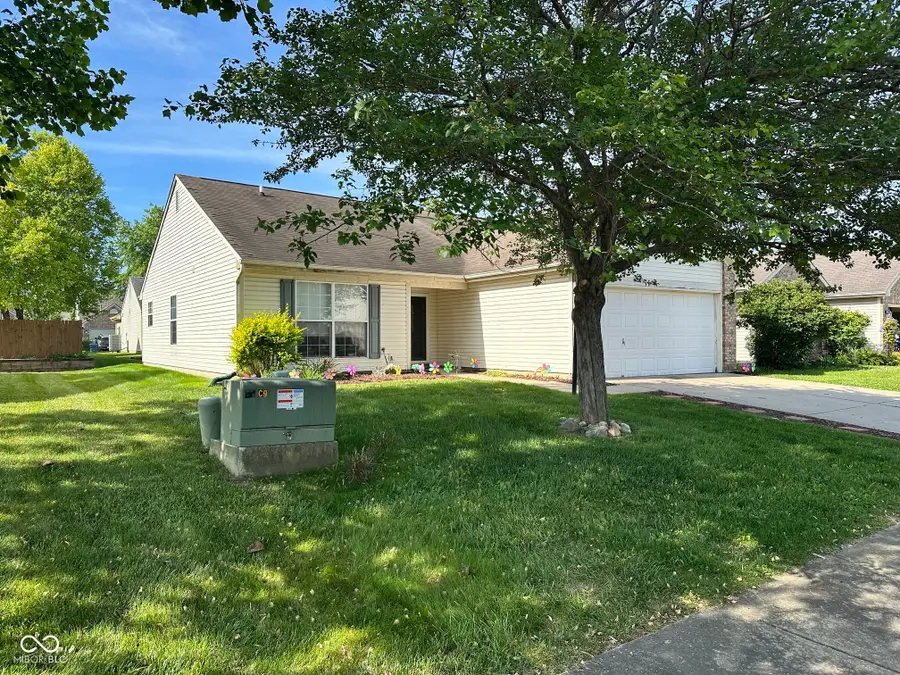 721 Chestnut Lane, Brownsburg, IN 46112 - #2
