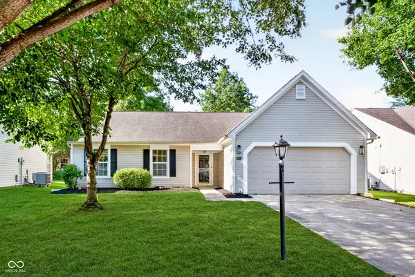 10226 Carmine Drive, Noblesville, IN 46060