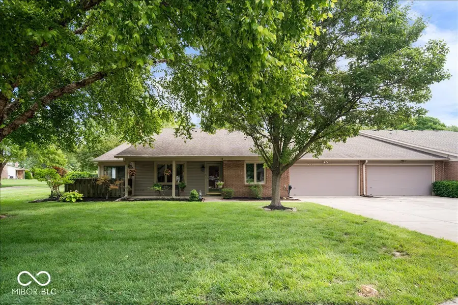 7438 Prairie Lake Drive, Indianapolis, IN 46256 - #2