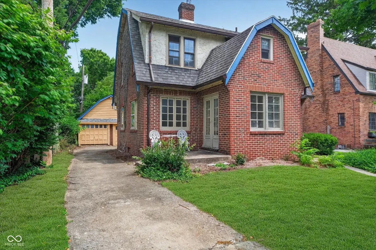 336 E 60th Street, Indianapolis, IN 46220 - #1