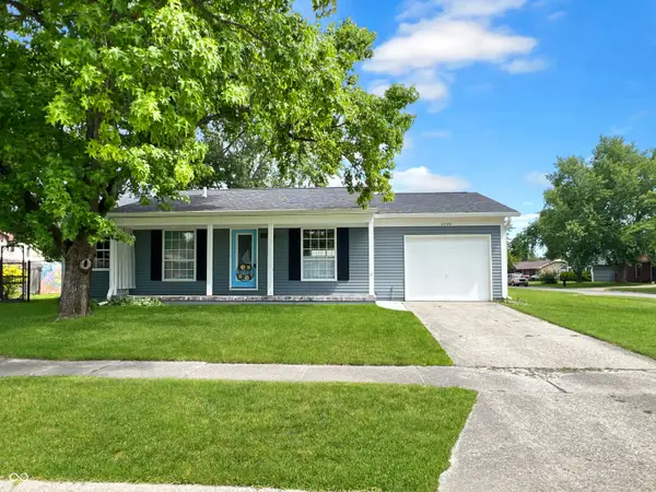 5240 Vinewood Court, Columbus, IN 47203